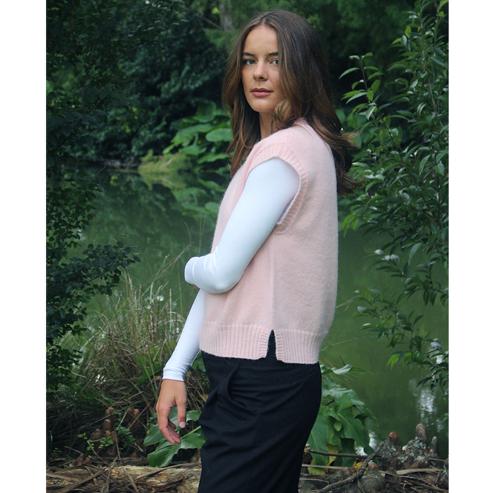 Lothlorian - Alpaca Plain Crew Neck Vest