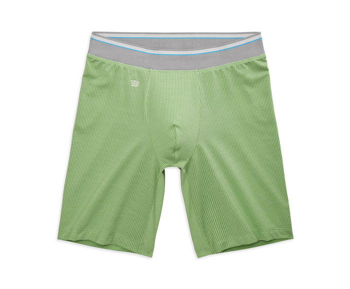 Mint Julep Heather | Front view of AIRKNITx 8" Boxer Brief in Mint Julep Heather