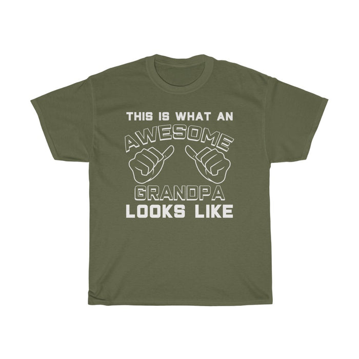 Best Grandpa Gifts: "This Is What An Awesome Grandpa Looks Like" Father's Day Mens T-Shirt