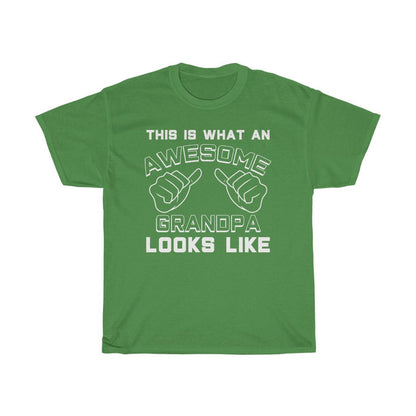 Best Grandpa Gifts: "This Is What An Awesome Grandpa Looks Like" Father's Day Mens T-Shirt