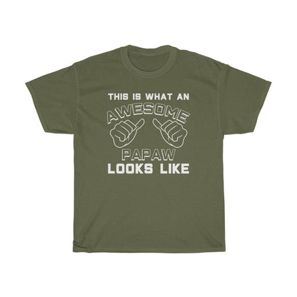 Best Papaw Gifts: "This Is What An Awesome Papaw Looks Like" Grandpa Father's Day Mens T-Shirt