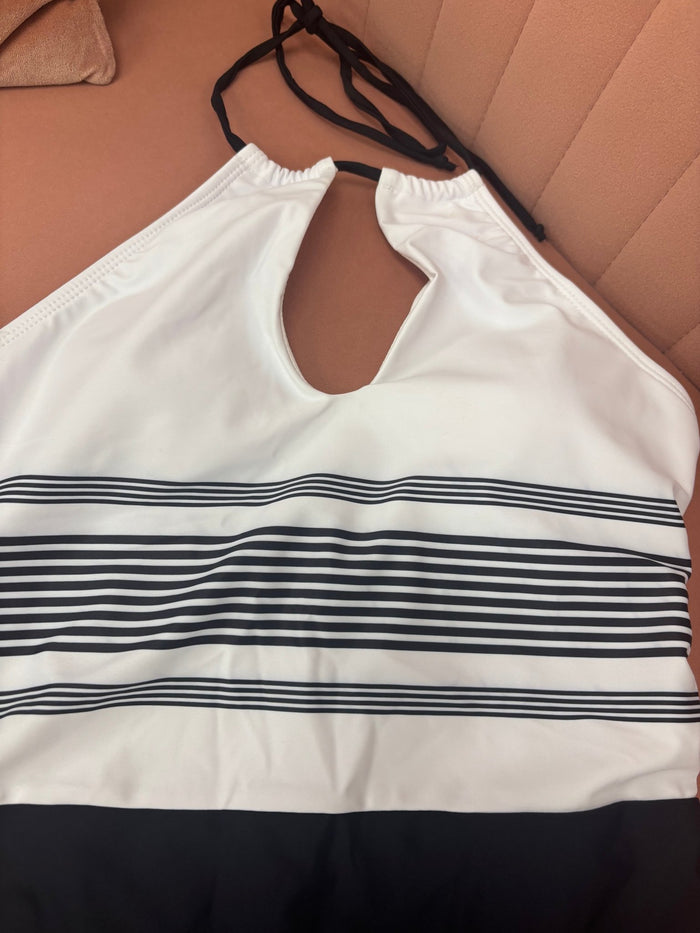 Black & White One-piece Swimwear - Intimate Whispers