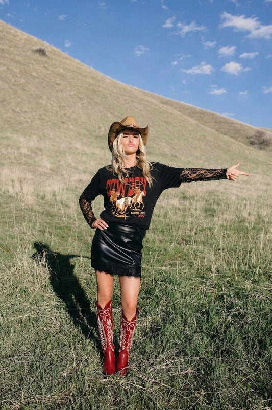 Cowboy Ranch Life, Western Graphic Tee, Lace Sleeve Top, Country Concert Outfit, Boho Western Style, Women's Graphic Tops, Layered Look Shirt, Ranch Life Apparel