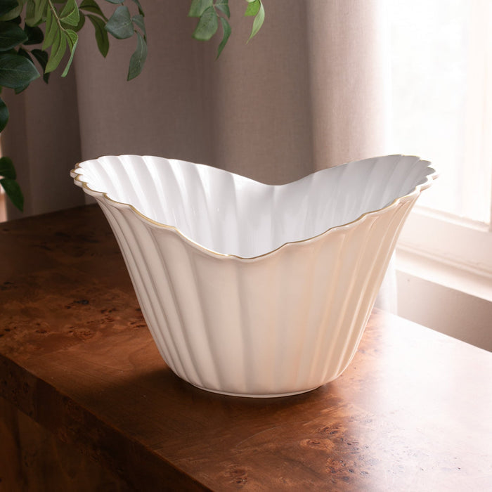 Beatriz Ball Encanto Vienna Large Ice Bucket Cream and White — Empty bucket on a wooden surface