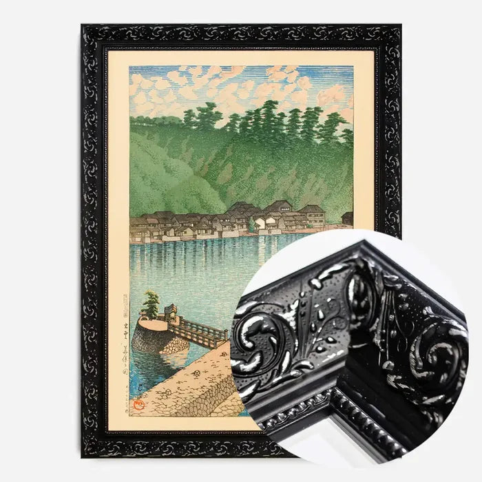 21x30cm | 8¼ x 11¾in / Black Ornate Frame