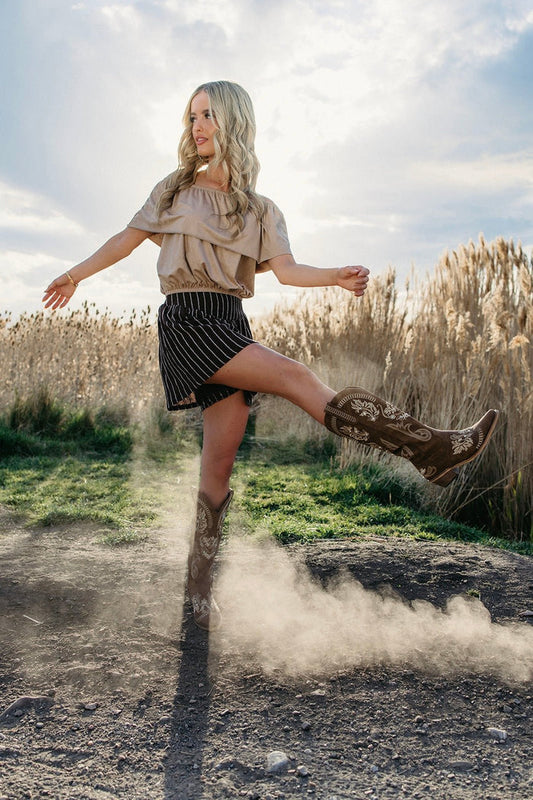 Off shoulder boho western top for country concerts, rodeos, fairs and festival cowgirl outfits from Sand + Charcoal Boutique