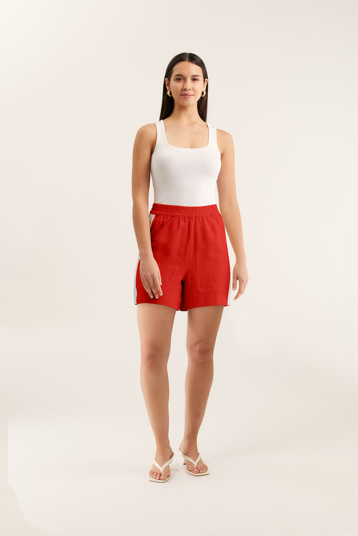 Tilly Short In Red