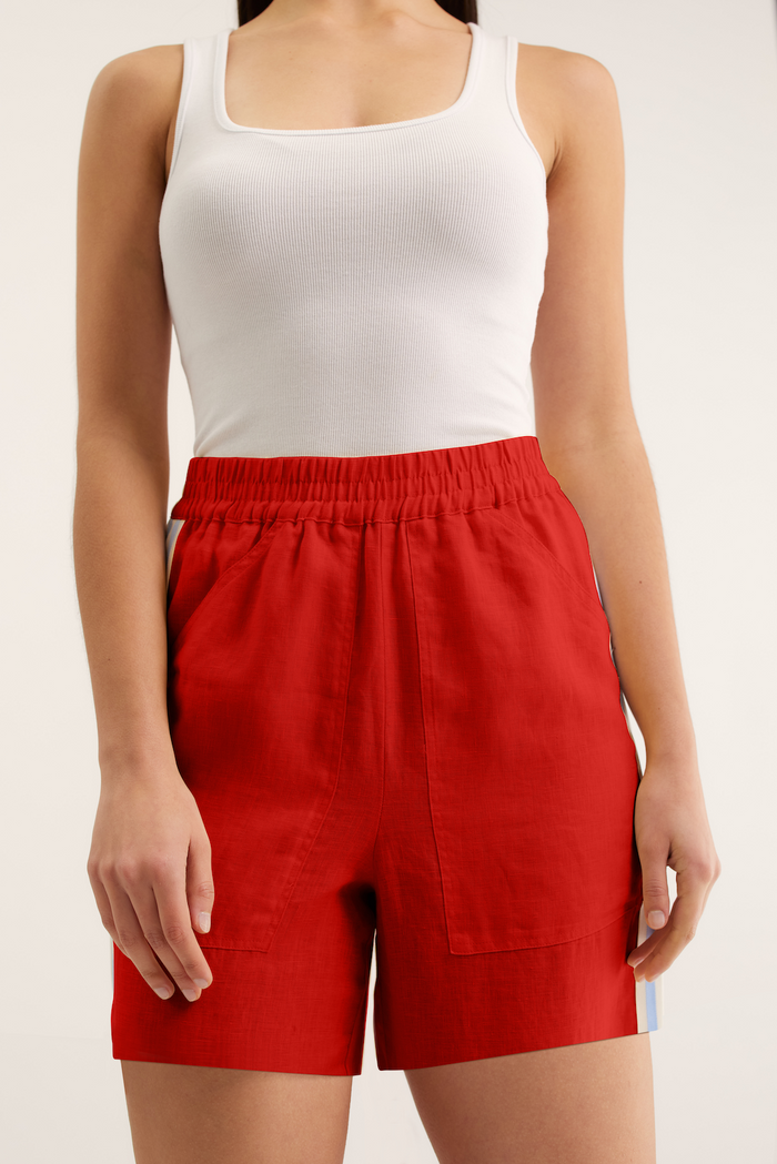Tilly Short In Red