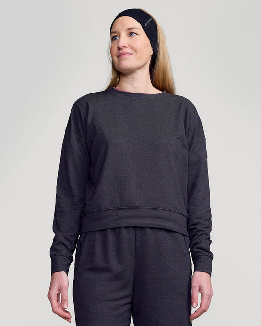 b1382_780_womens_anytime_crew_sweatshir_a_1754351643000